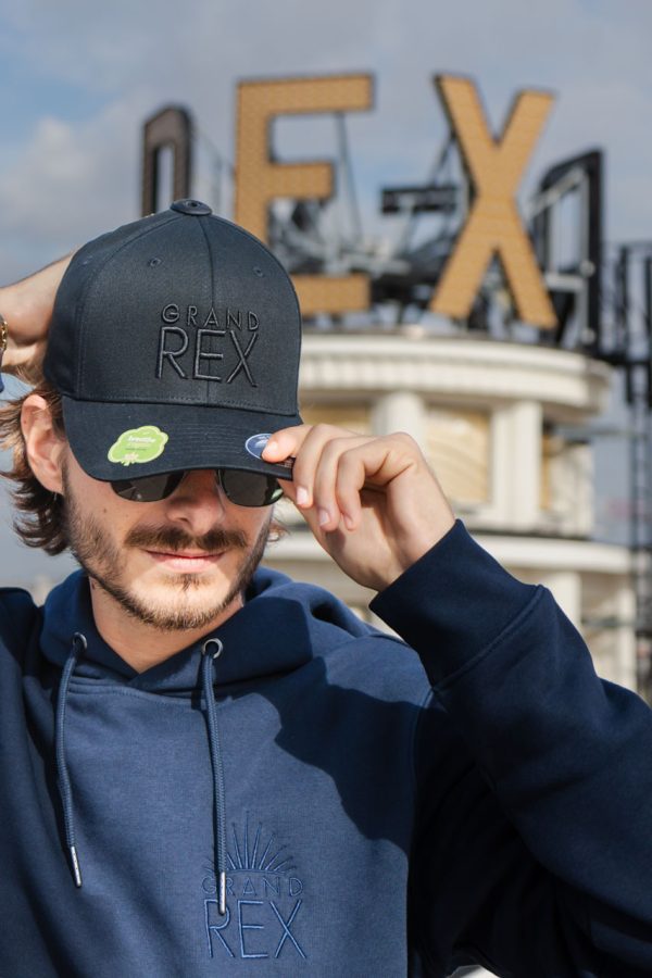 Casquette noire, brodée au nom du grand rex paris