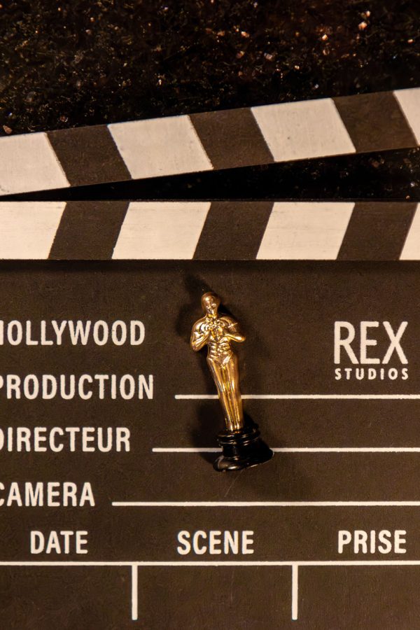 Pin's en forme d'oscar, produit dérivé vendu par le cinéma Le Grand Rex